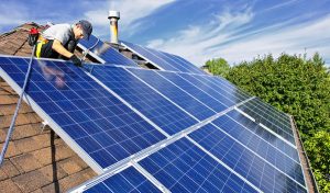 Service d'installation de photovoltaïque et tuiles photovoltaïques à Rieux